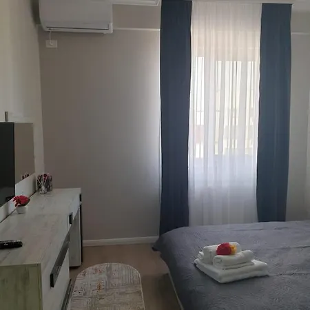Andra Apartment